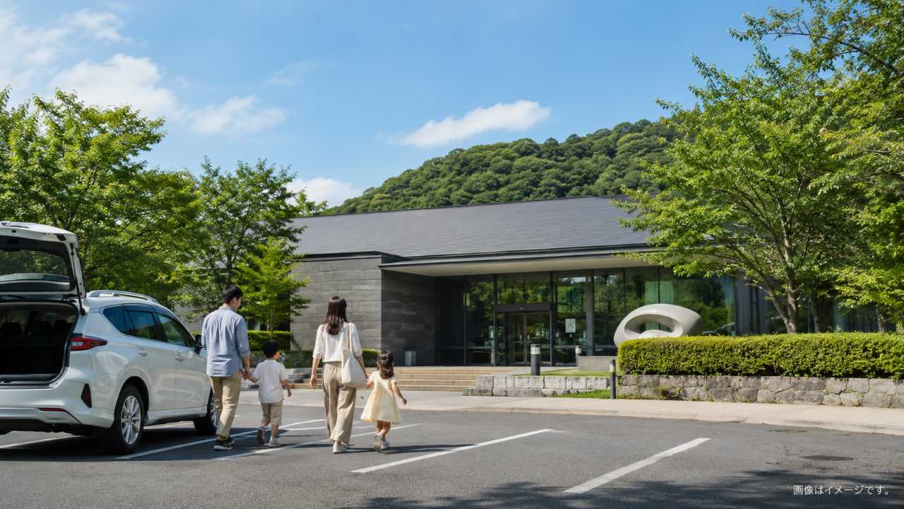 鳥取県立博物館周辺をイメージした、緑の多い文化施設と駐車場