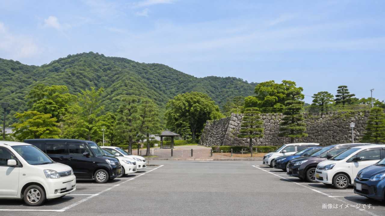 久松公園周辺の公共駐車場をイメージ